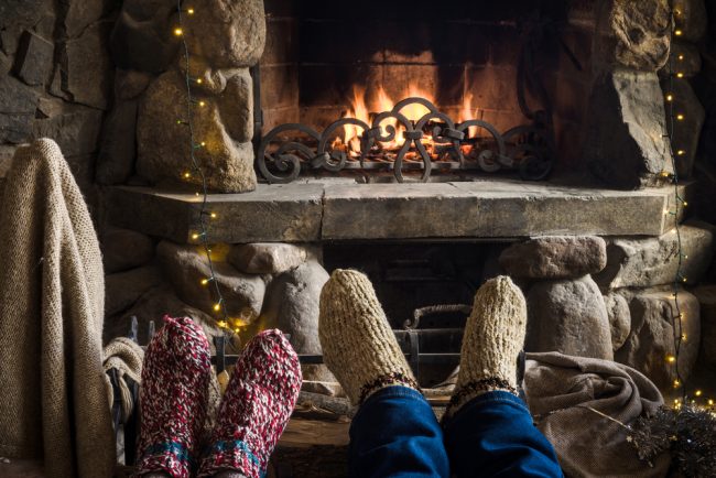 Winters Survival - cozy inside near fire